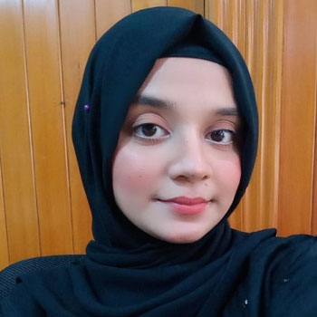 Deeba Noor